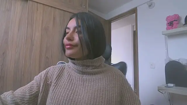 Layla_Nicols webcam