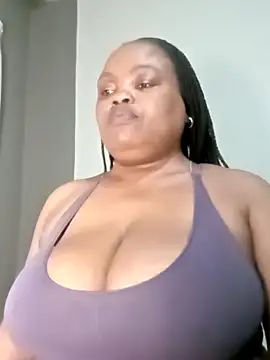 hugemelonsxxx webcam
