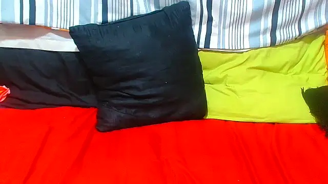 AfricanBigAssxx98 webcam