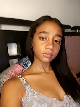 Zoe_Sweett18 webcam