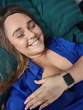 Juicy_PeachLux webcam
