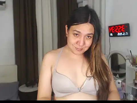 stellahugeX webcam