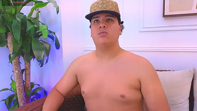 Naim_Bennetsex webcam