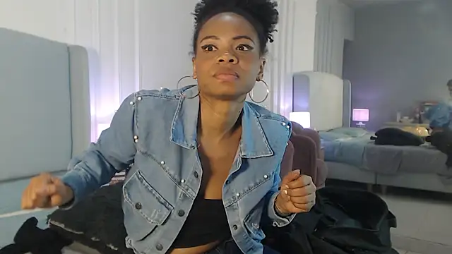 ChantalGarner webcam