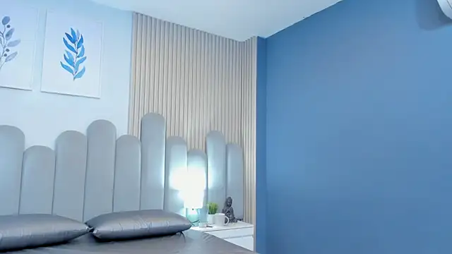 luly_dreams webcam
