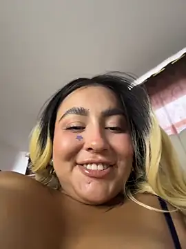 Elina_Hills webcam