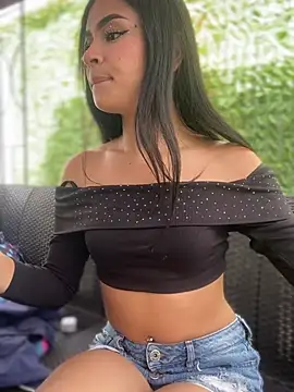 AlanaMartinez_Pink