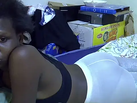 cute_aliyah webcam