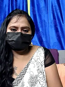 Meera_mia webcam