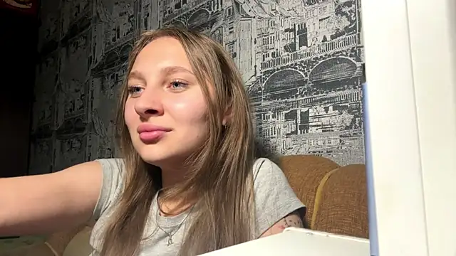AlidaReff webcam
