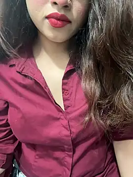 Yours_riya11 webcam