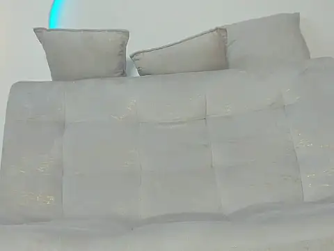 LeoCarter_ webcam