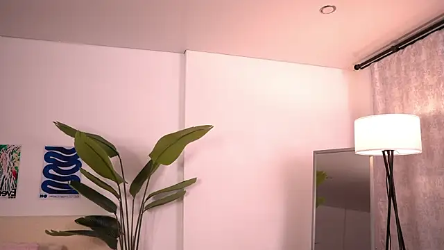 VixenLuxe webcam