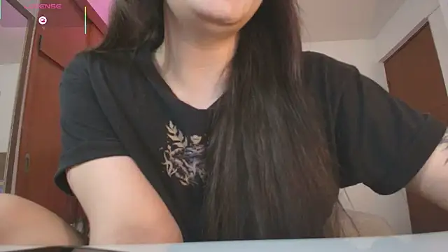 Miley_Baker webcam