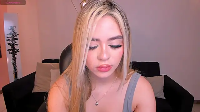 JuanitaClay webcam