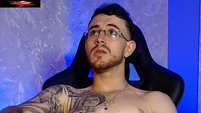 CodyWalkerR webcam