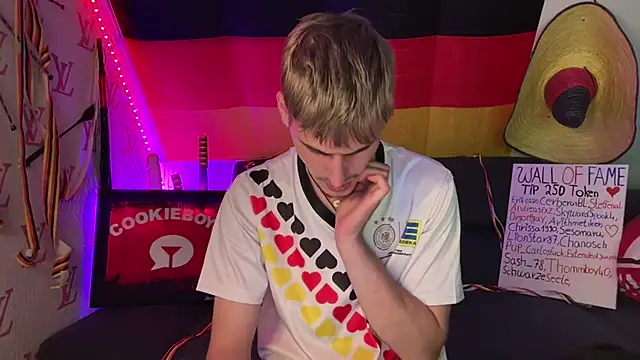 Cookieboy88 webcam