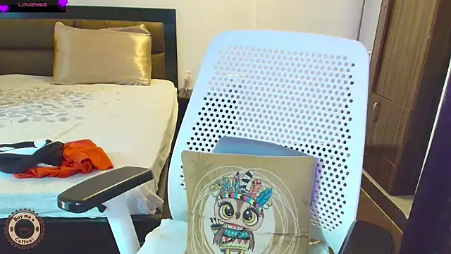 Yara-143 webcam