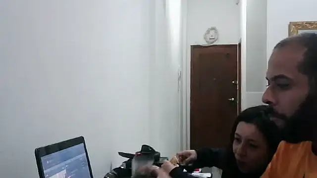 cris048 webcam