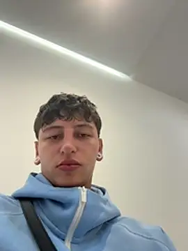 ARON_LUXX webcam