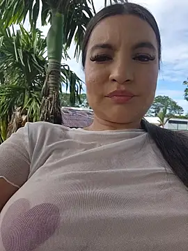 Pretty_Julieta webcam