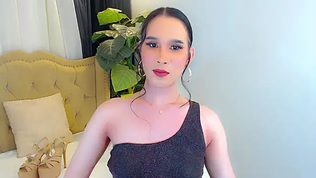 LexiLoreOnTop webcam