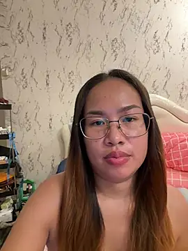 Ponthip webcam