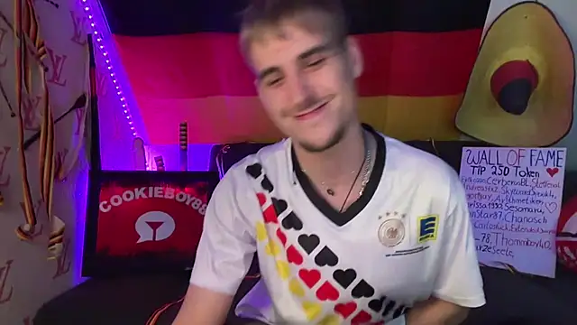 Cookieboy88 webcam