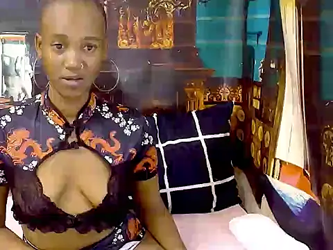 EbonyOlive69 webcam