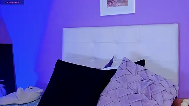 Charlotte11-11 webcam