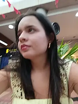Julieth_hot-69 webcam