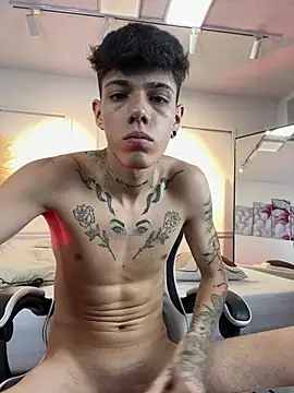 Tommy_valverde webcam