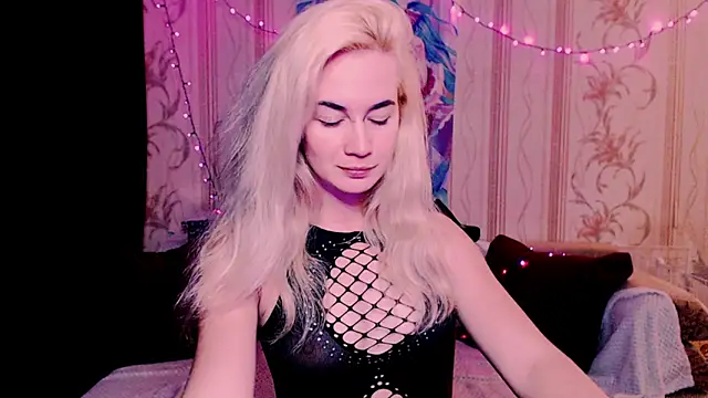 xxxcharismaaa webcam