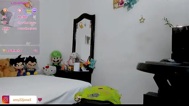 Amy_jones77 webcam