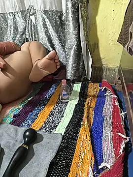 Hotty-Rani-Bhabi webcam