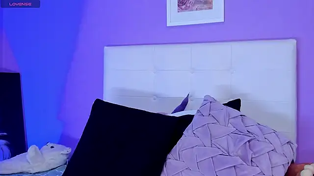 Charlotte11-11 webcam
