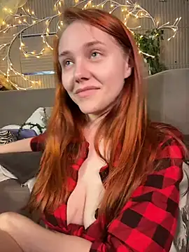 Watch PollyVinice live on EroticFlix - High definition streams