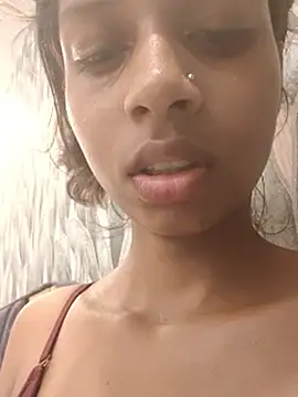 Aaliya1993 webcam