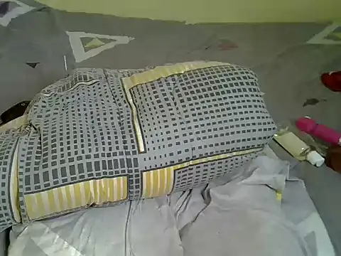 pearl_petite - Pearl_petite's free webcam - UK Sex Cams