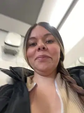 carolina16love webcam