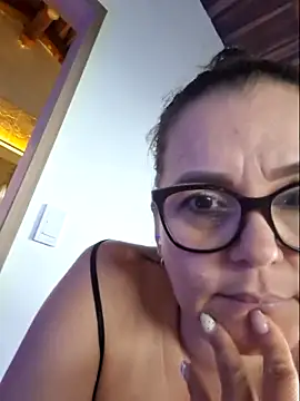 MariaPau_83 webcam