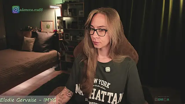 _Eva_Adama webcam