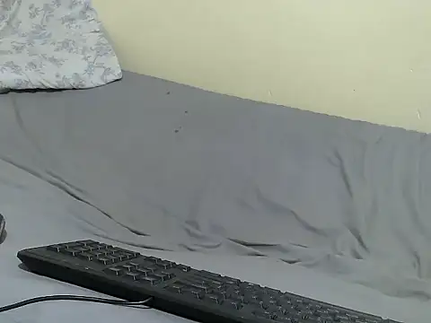 petite_bunnie webcam