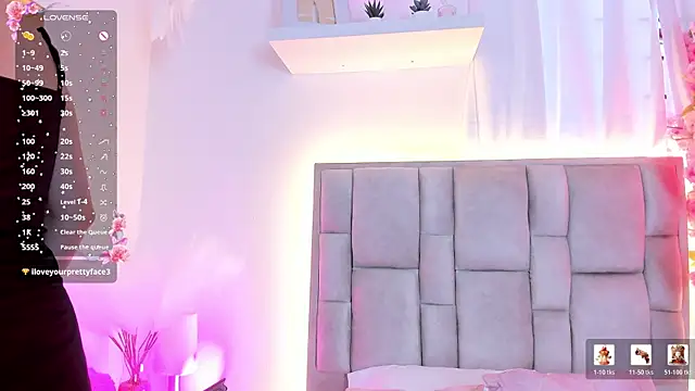 Dana_grey_ webcam
