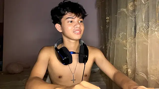 liam_alttwink webcam