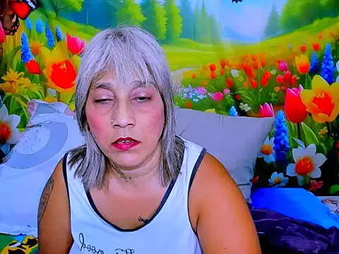 indianroxy webcam