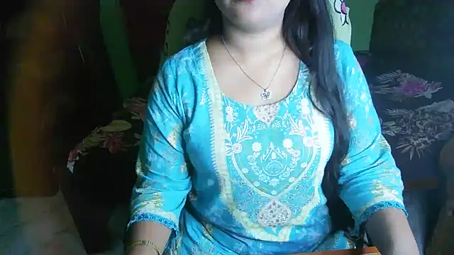 BengaliQueenStar webcam