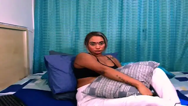 sexyindianchic - Sexyindianchic's free webcam - UK Sex Cams