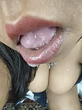 Curvy_Pooja webcam