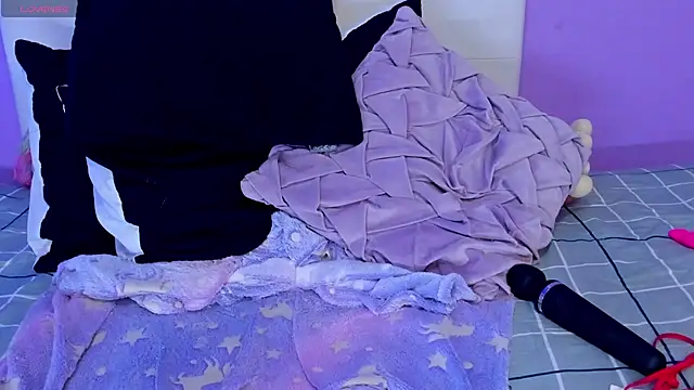 Charlotte11-11 webcam